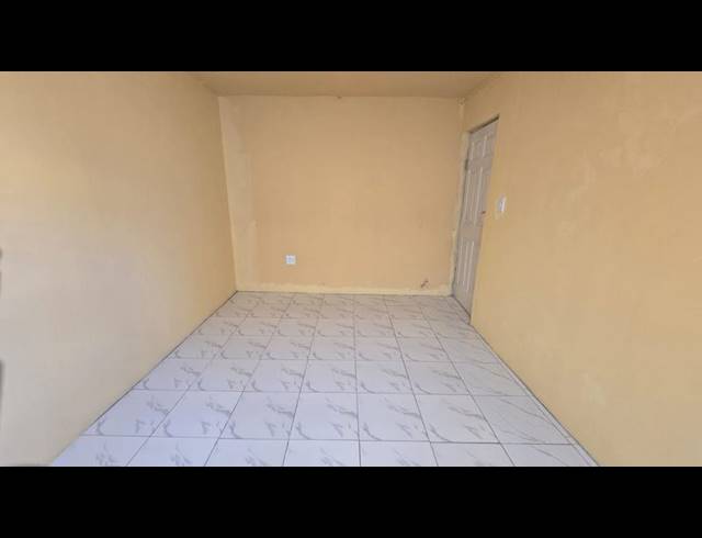 2 BEDROOM PROPERTY TO RENT IN CROFTDENE